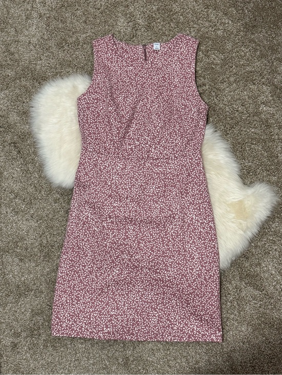 Old Navy Dresses & Skirts - Old Navy Rose-Mauve Sleeveless Floral Sheath Dress Size S